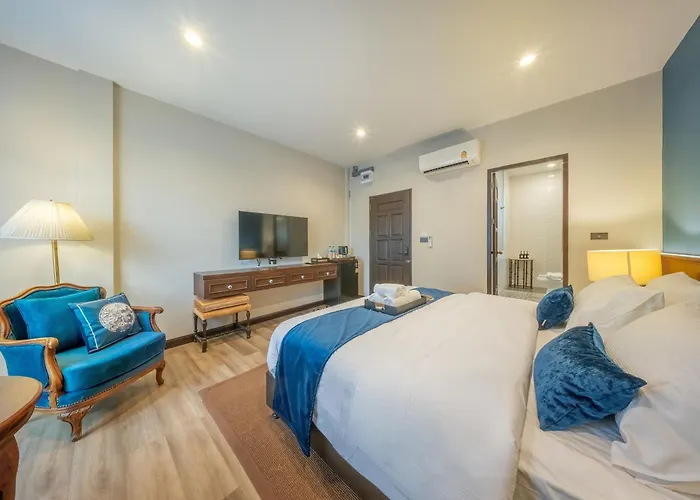 Apirom Hometel